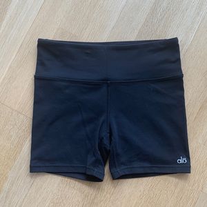 Alo shorts